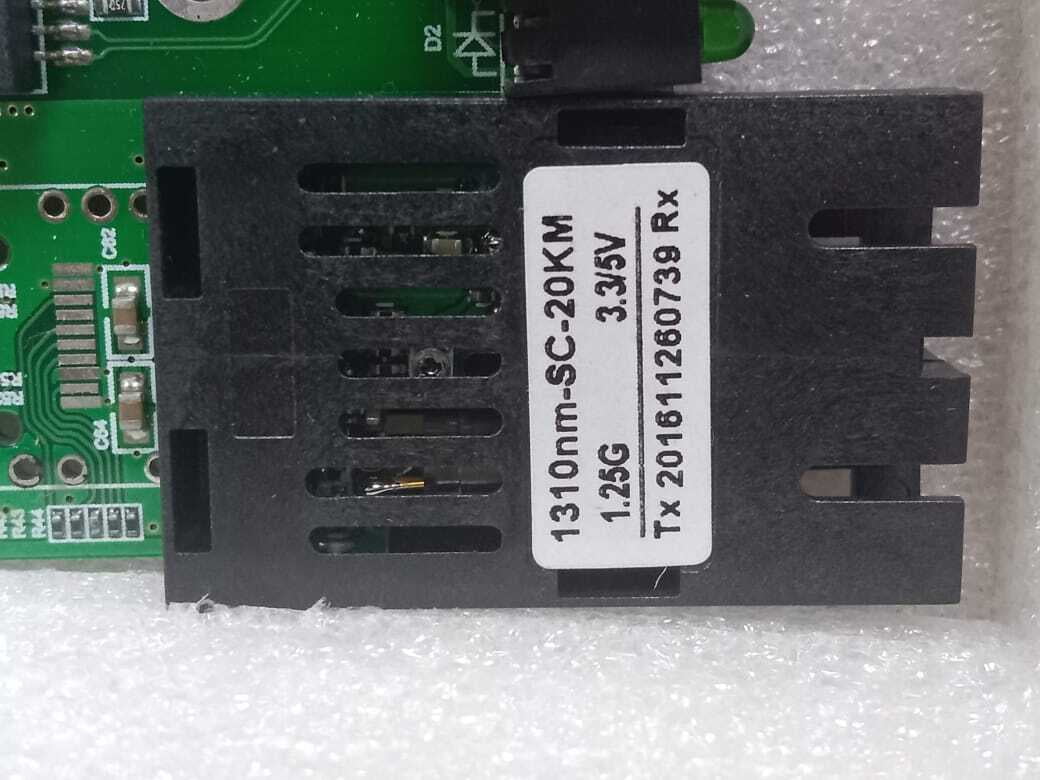 Fiber Ethernet Media Converter 1SC 2RJ45 20Km