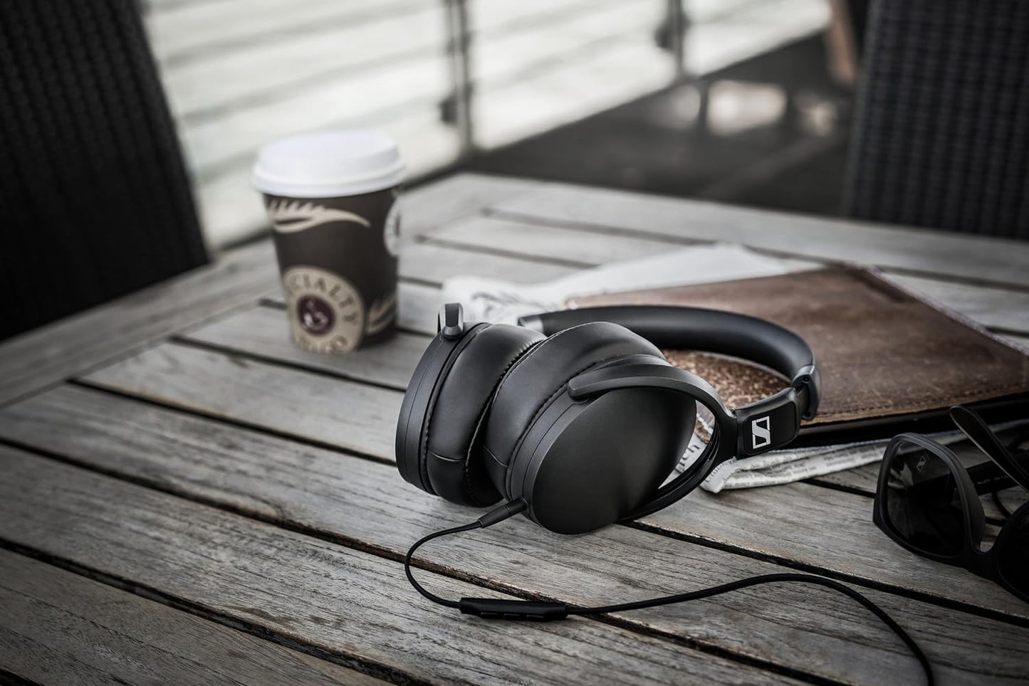 Sennheiser HD 4.30i Around-Ear Headphones (Black)