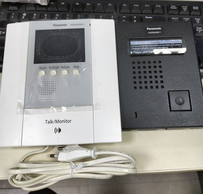 Panasonic WQD 302W8211 SmooSpeak Slim Video intercom Kit (White)
