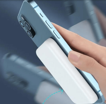 Champion 5000mAh Portable Magnetic Wireless Power bank , PD Fast Charging Pad For iPhone and android (White)