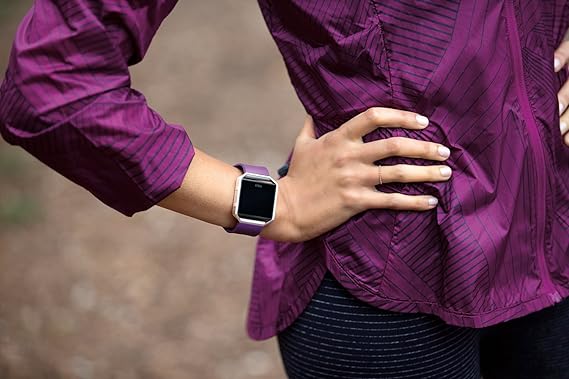 Fitbit Blaze Smart Fitness Watch,Time Display, Plum, Small 13.9cm X 17.0cm (5.5 - 6.7 inch)- Purple